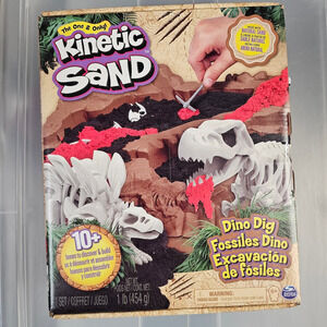 Kinetic Sand Dino Dig Playset with 10 Hidden Dinosaur Bones NWT